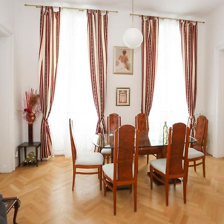 Apartments Opera Vienna Exterior photo